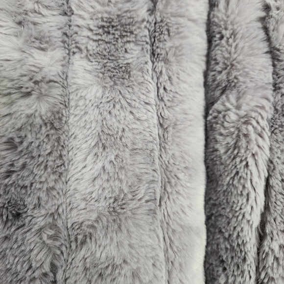 Simply Vera Wang Gray Faux Fur Hooded Zip Up Jacket Size XXL. - Picture 10 of 11